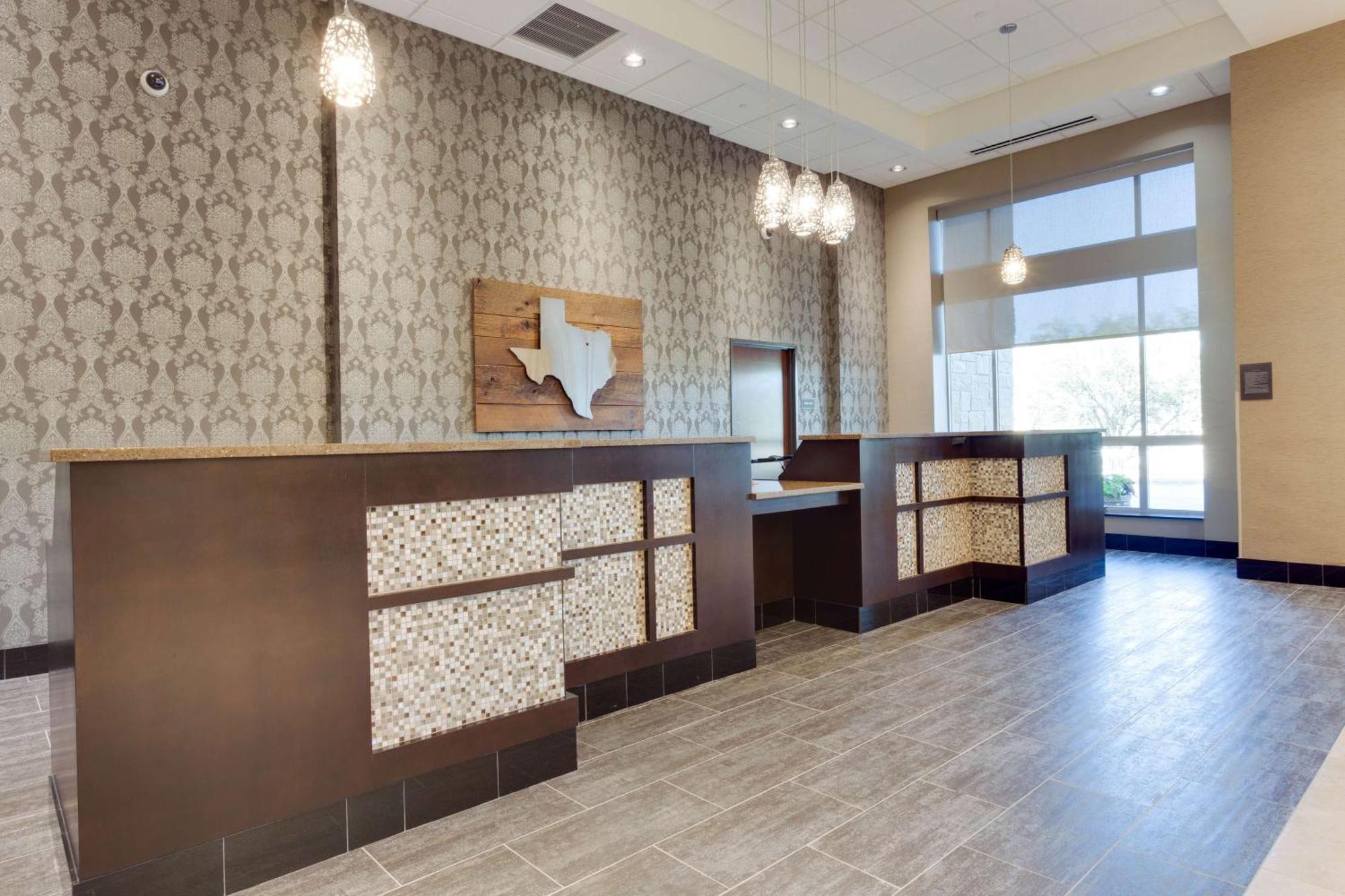 Drury Inn & Suites Dallas Фриско Екстериор снимка